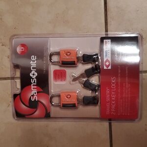 NWT Samsonite 2 pack key locks